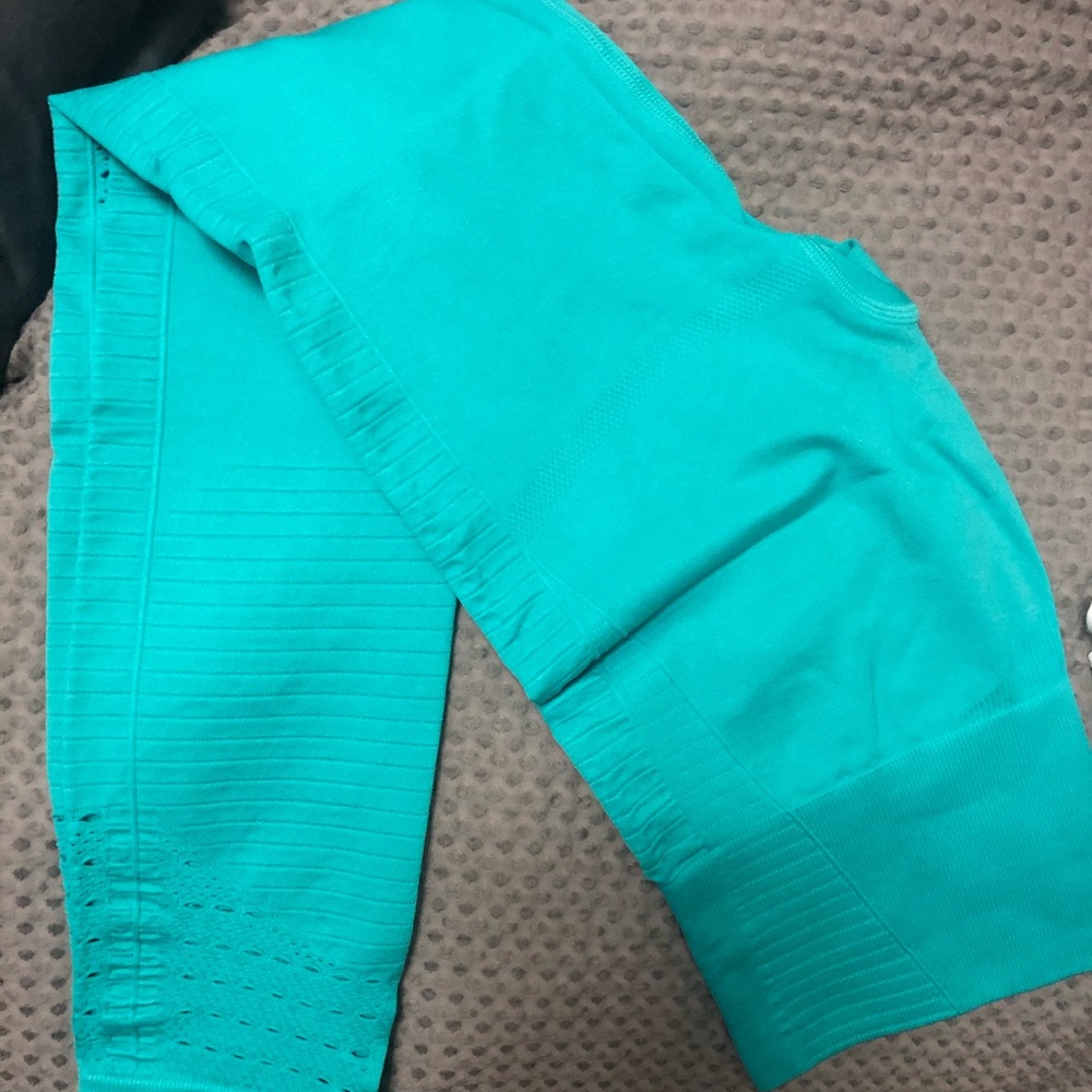 Small Gymshark Leggings